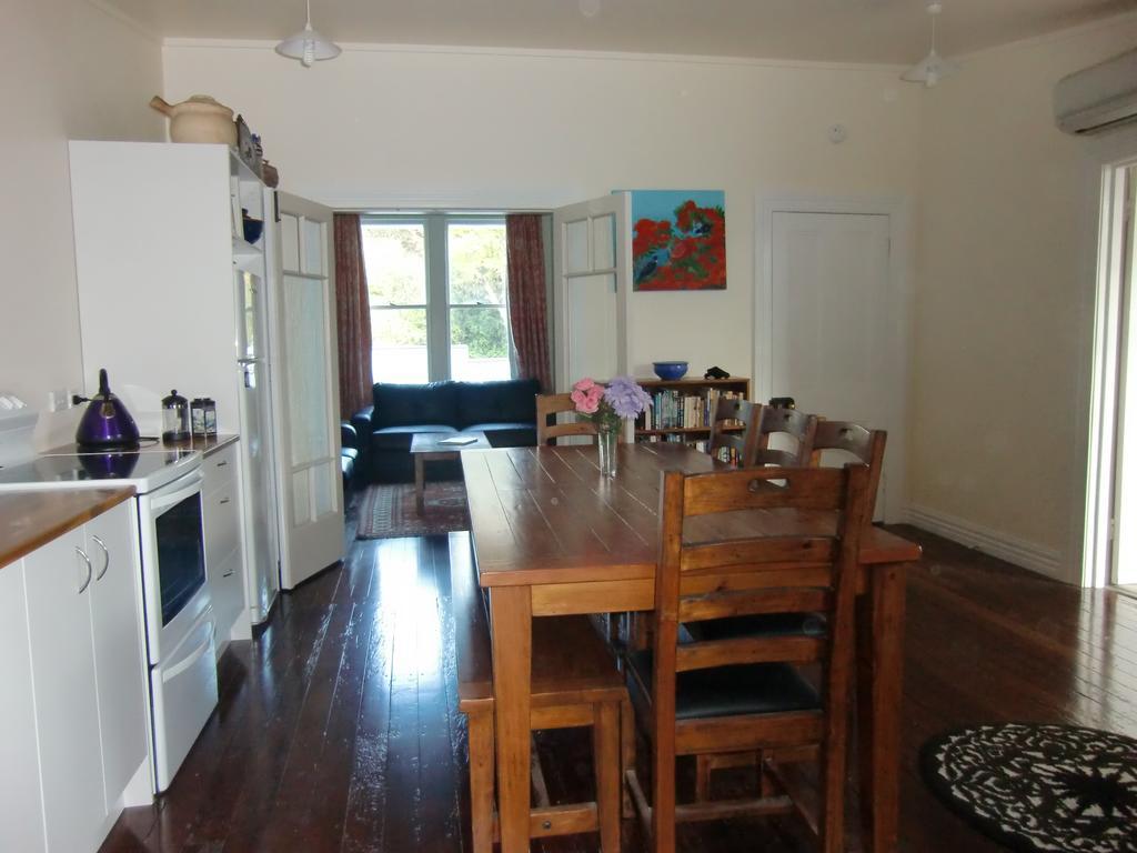 Oamaru Green Cottage Exterior foto